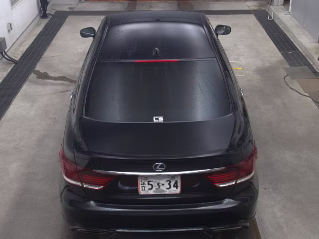 LEXUS LS460