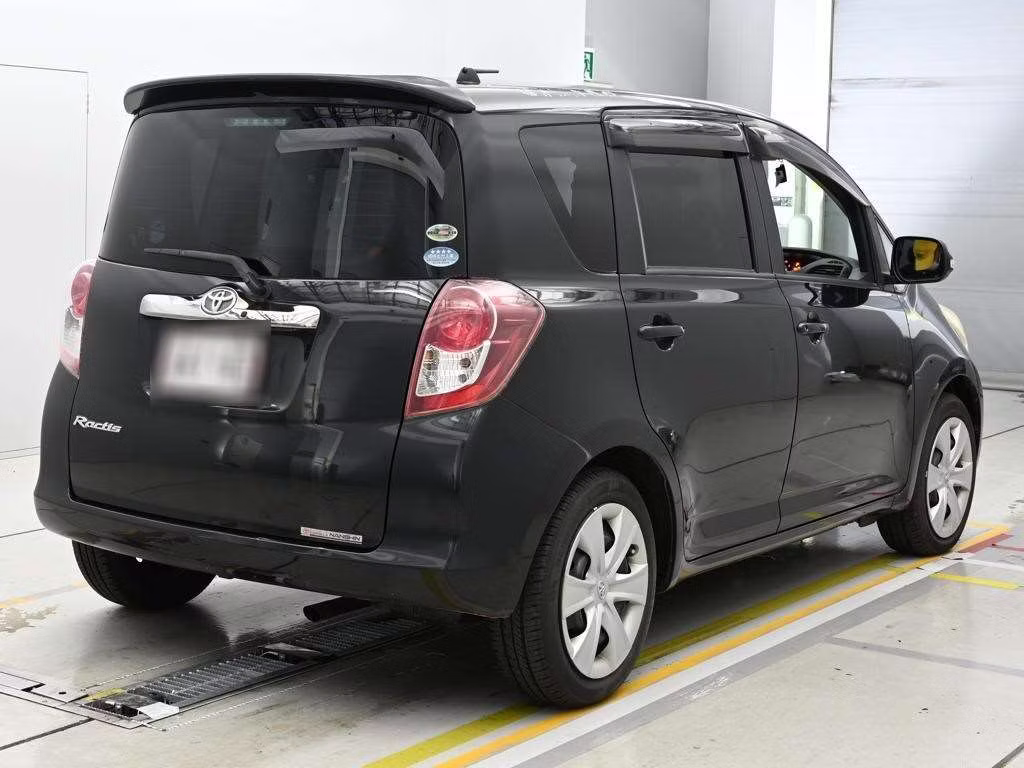 TOYOTA RACTIS