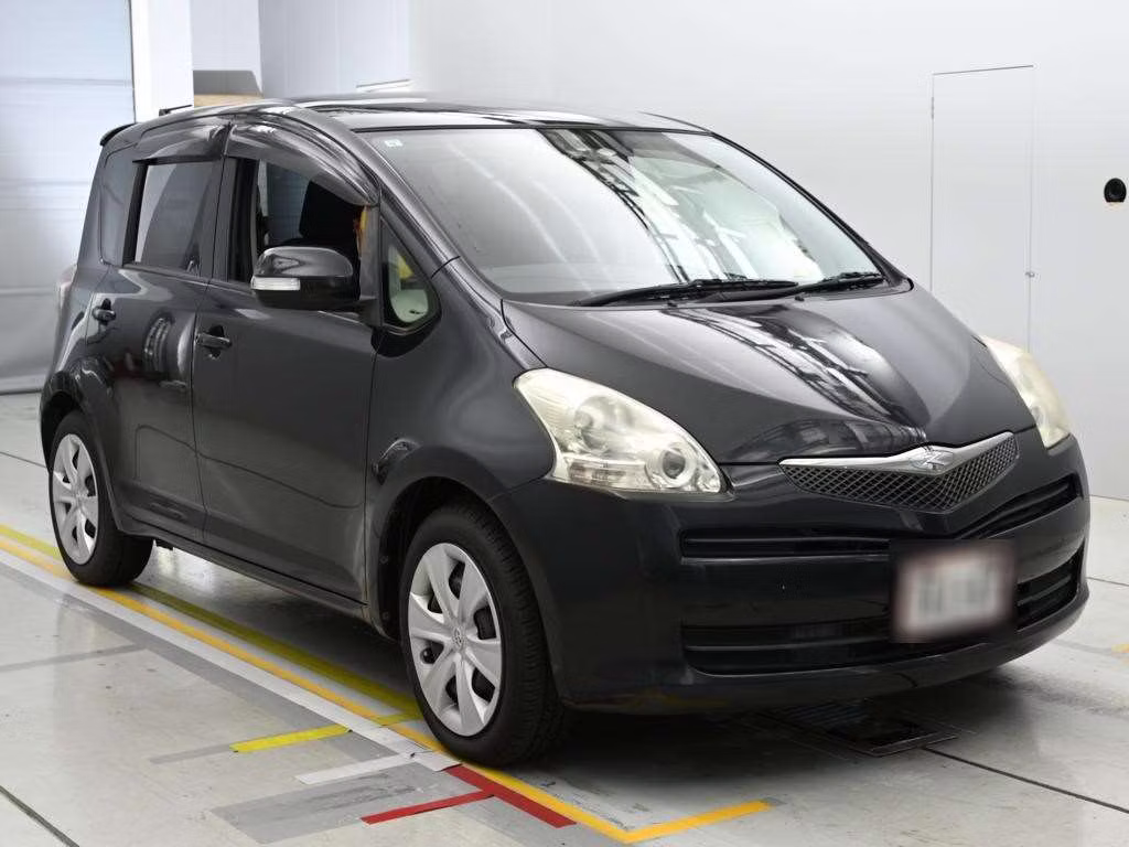 TOYOTA RACTIS