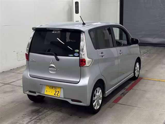 MITSUBISHI EK CUSTOM