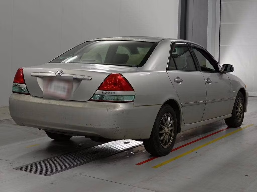 TOYOTA MARK II