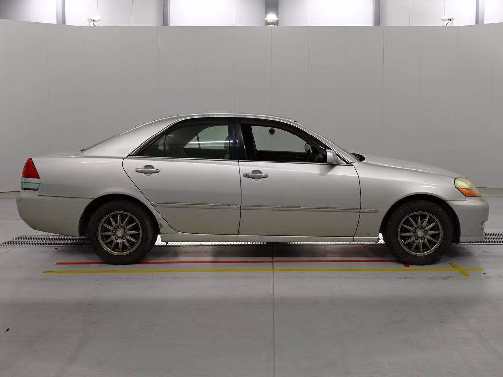 TOYOTA MARK II