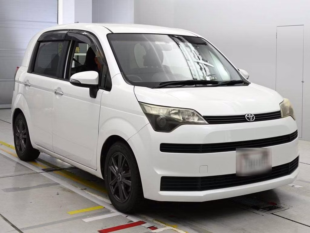 TOYOTA SPADE