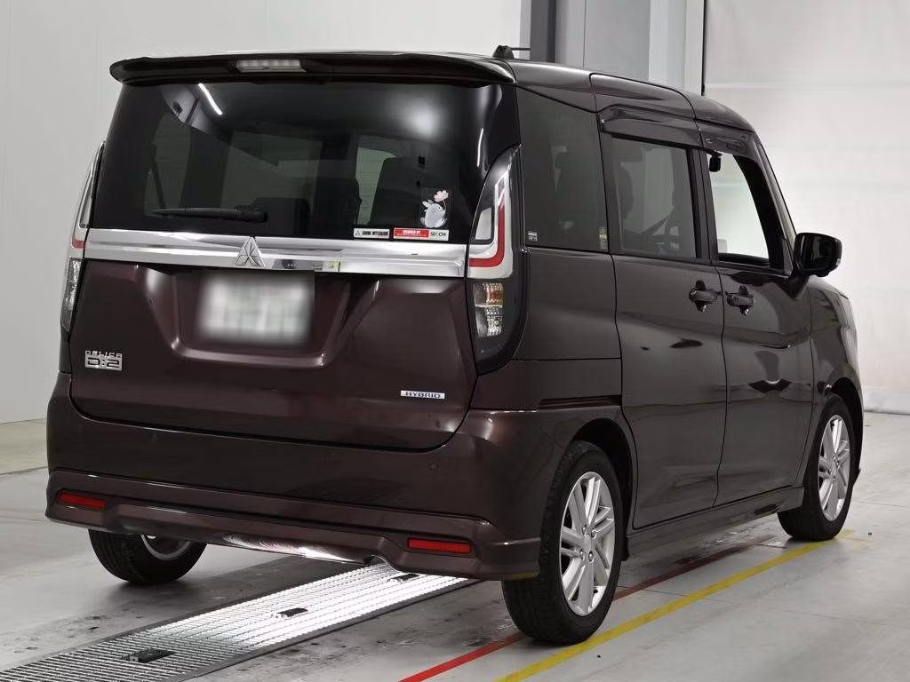 MITSUBISHI DELICA D:2