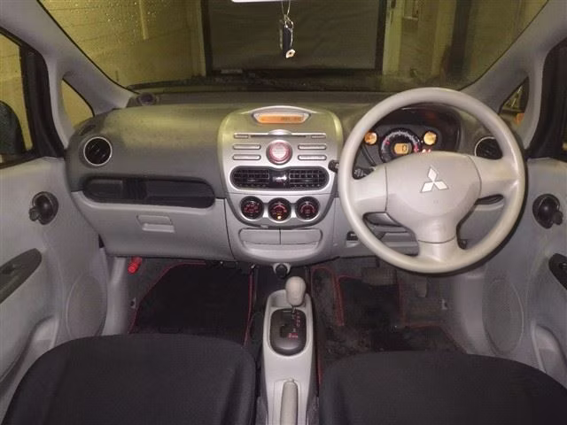 MITSUBISHI I