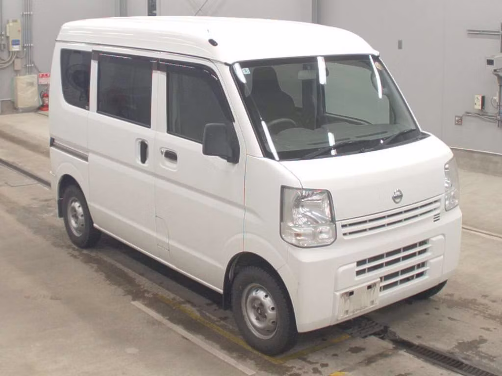 NISSAN NV100 CLIPPER
