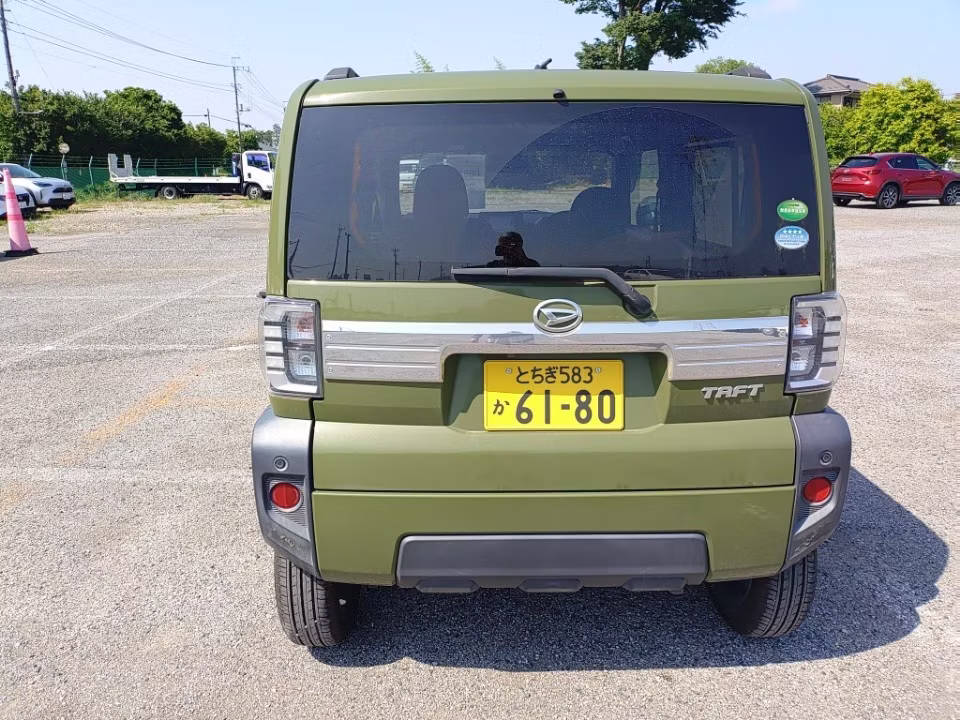 DAIHATSU TAFT