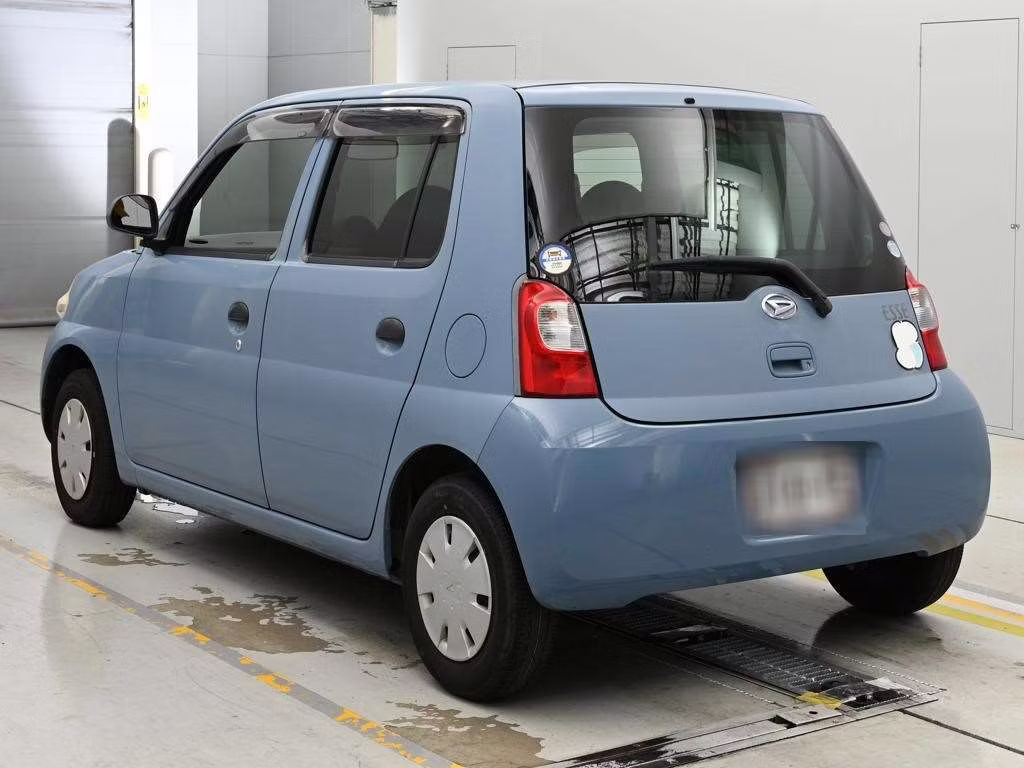 DAIHATSU ESSE