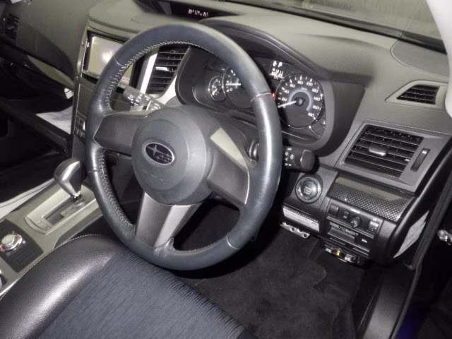 SUBARU LEGACY