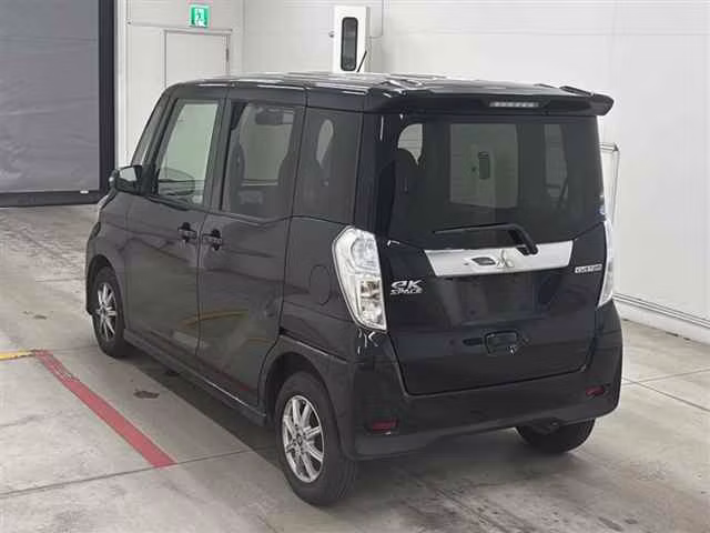 MITSUBISHI EK SPACE