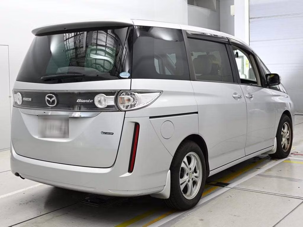 MAZDA BIANTE