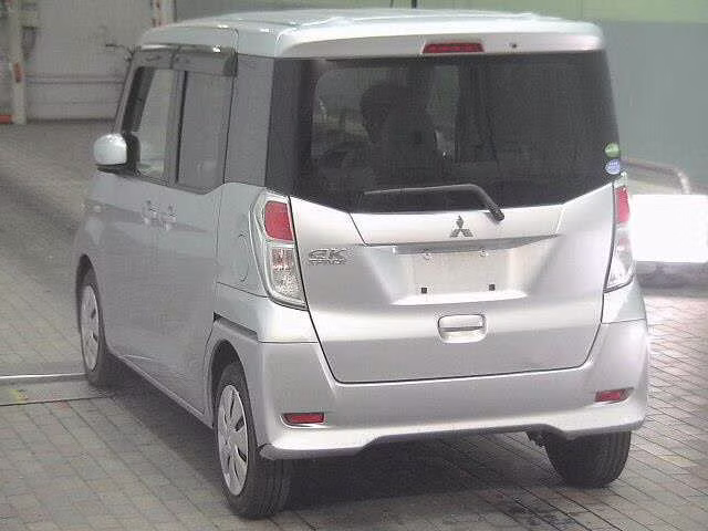 MITSUBISHI EK SPACE