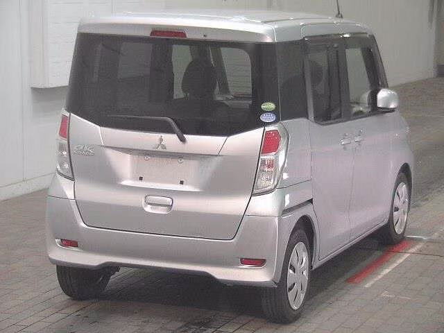 MITSUBISHI EK SPACE