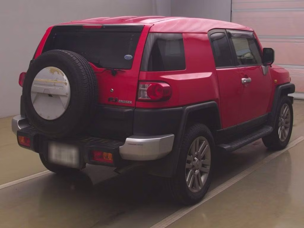 TOYOTA FJ CRUISER
