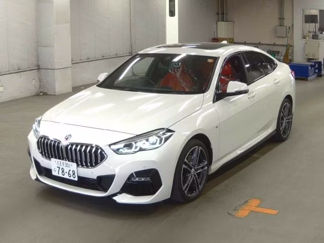 BMW 1-SERIES