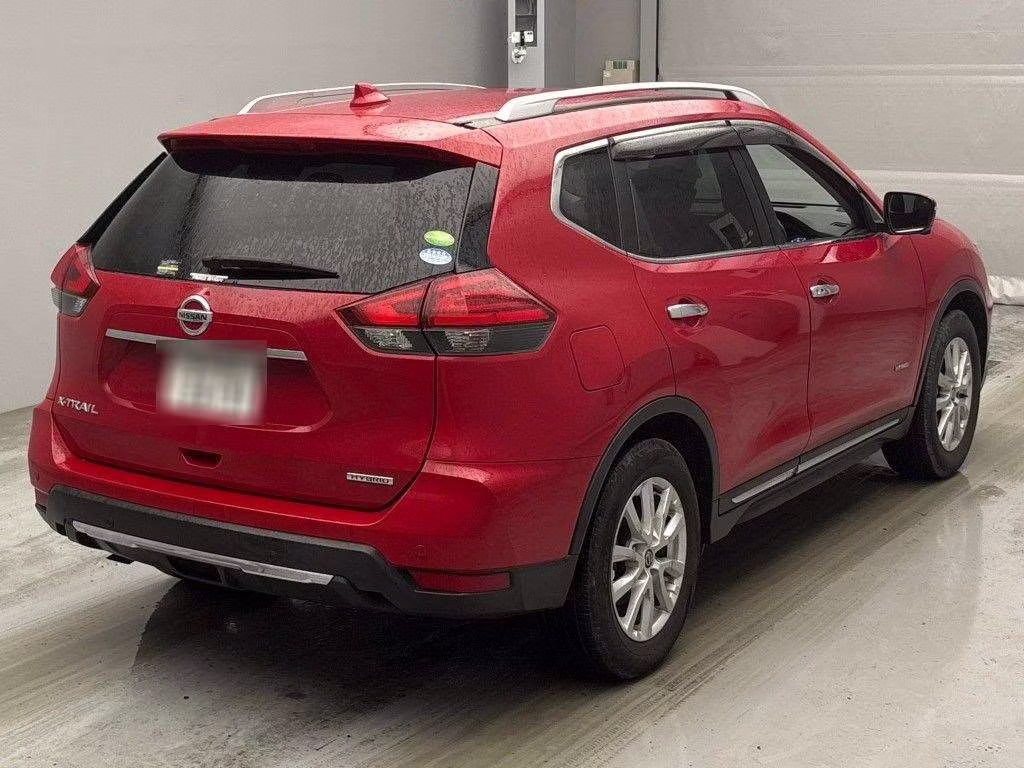 NISSAN X-TRAIL