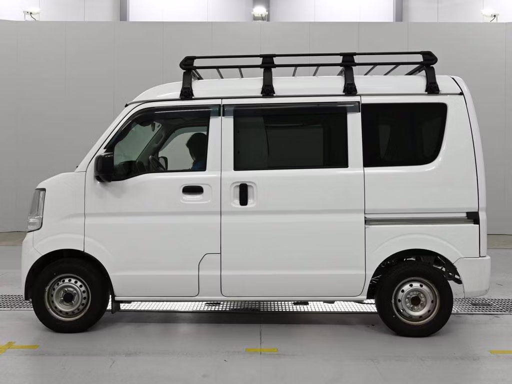 MITSUBISHI MINICAB