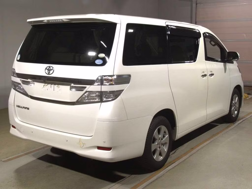 TOYOTA VELLFIRE