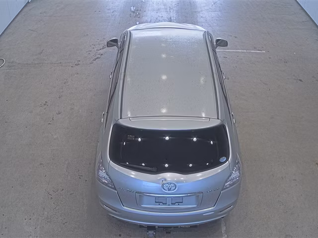 TOYOTA MARK X ZIO