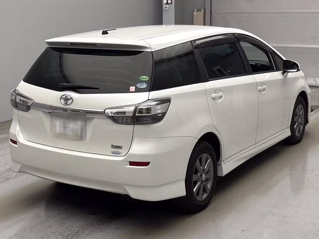 TOYOTA WISH