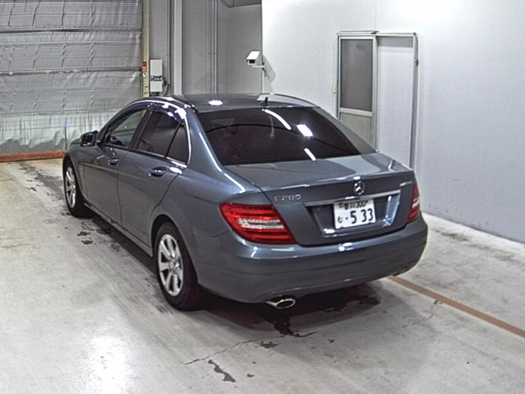 MERCEDES-BENZ C-CLASS