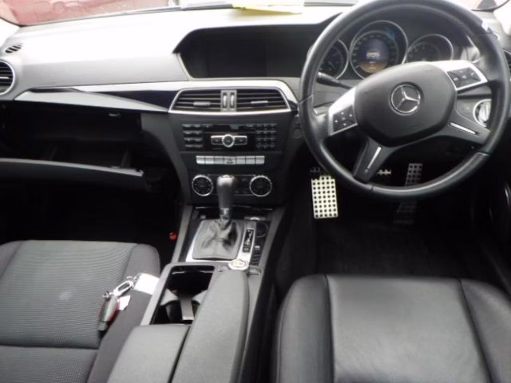 MERCEDES-BENZ C-CLASS