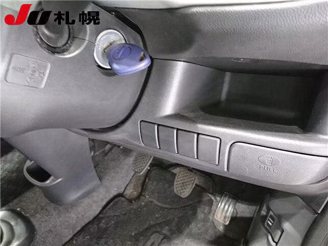SUBARU R2
