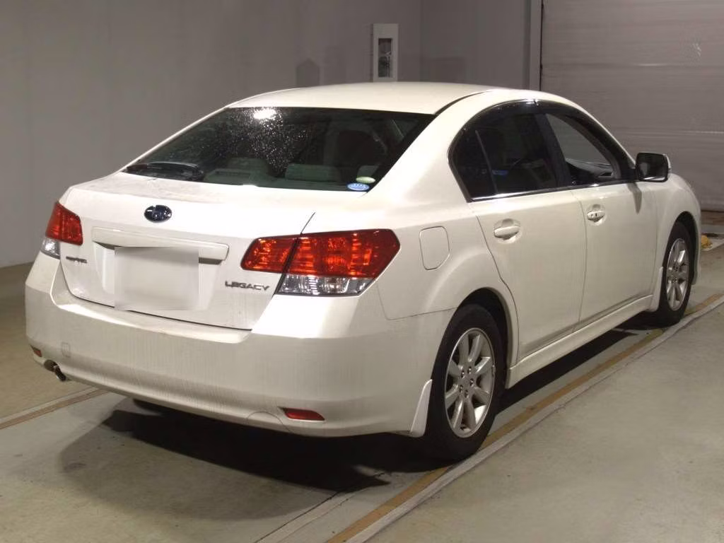 SUBARU LEGACY B4
