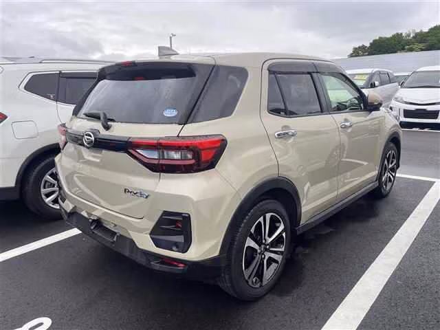 DAIHATSU ROCKY