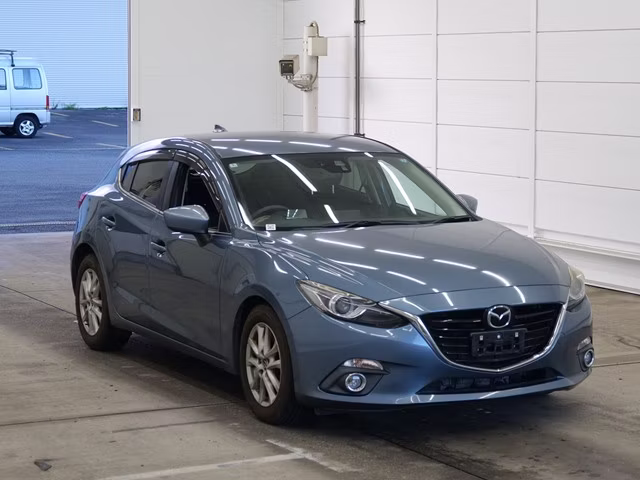 MAZDA AXELA