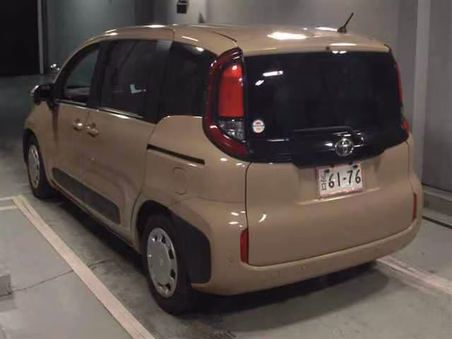 TOYOTA SIENTA