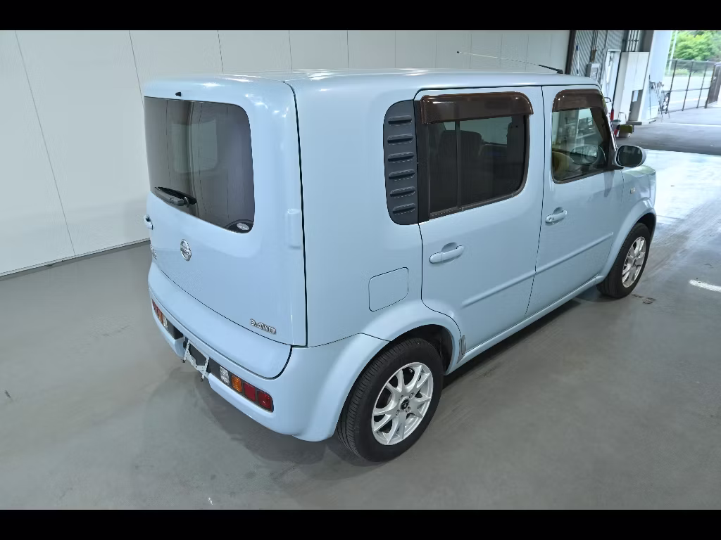 NISSAN CUBE