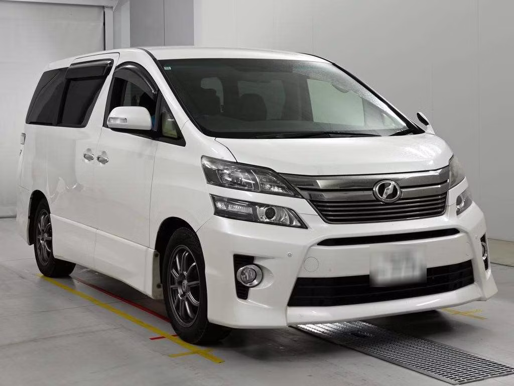 TOYOTA VELLFIRE