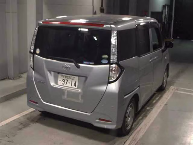 TOYOTA TANK