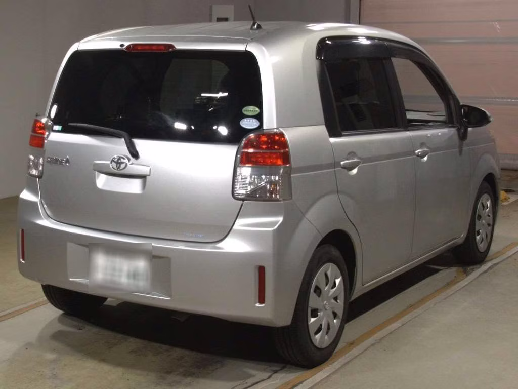 TOYOTA SPADE
