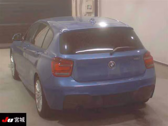 BMW 1-SERIES