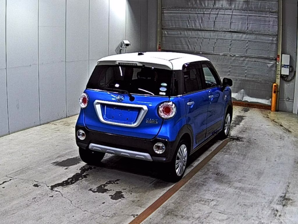 DAIHATSU CAST
