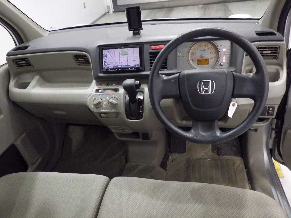 HONDA LIFE