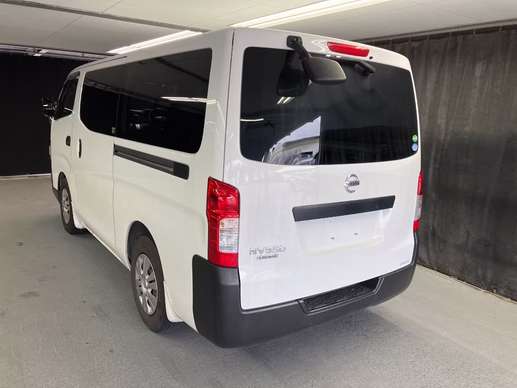 NISSAN NV350 CARAVAN