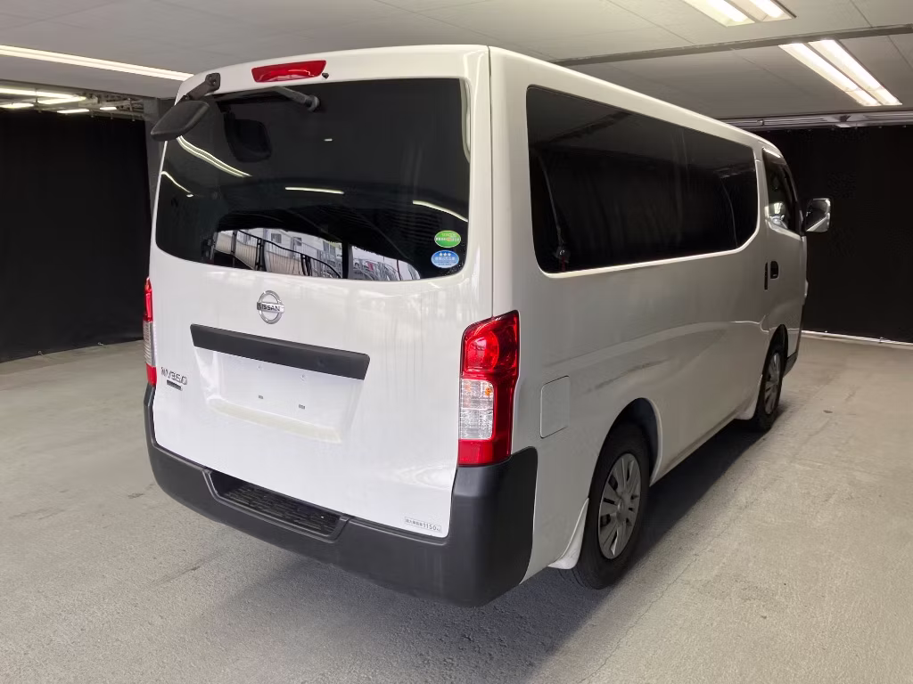 NISSAN NV350 CARAVAN