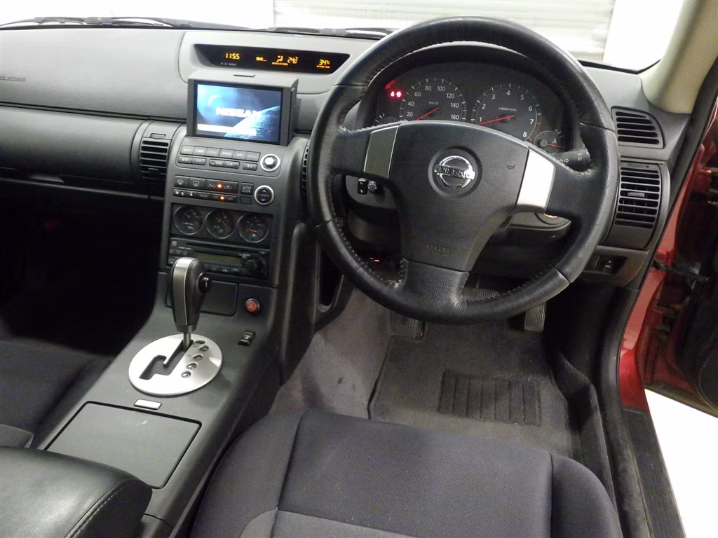 NISSAN STAGEA