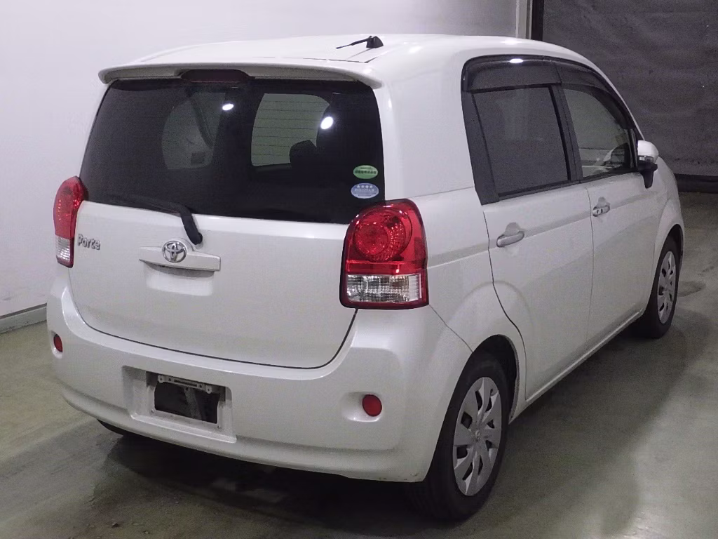 TOYOTA PORTE
