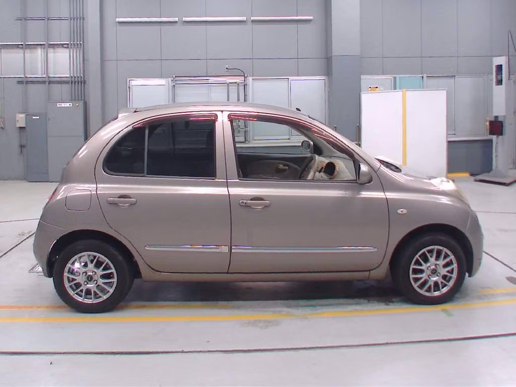 NISSAN MARCH