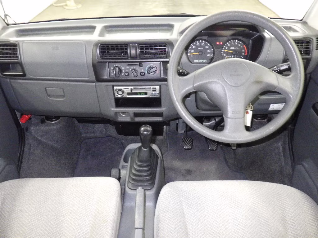 MITSUBISHI TOWN BOX