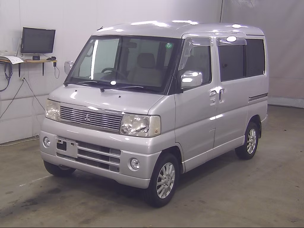 MITSUBISHI TOWN BOX