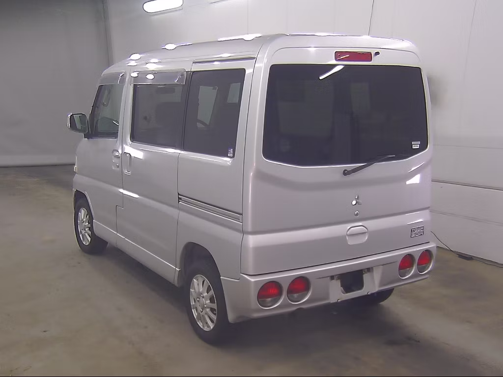 MITSUBISHI TOWN BOX
