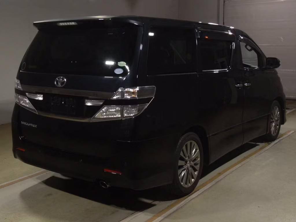 TOYOTA VELLFIRE
