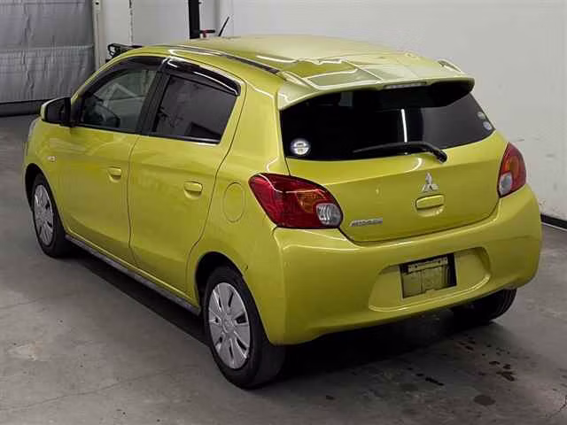 MITSUBISHI MIRAGE