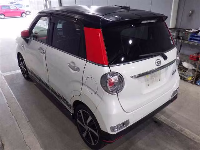 DAIHATSU CAST
