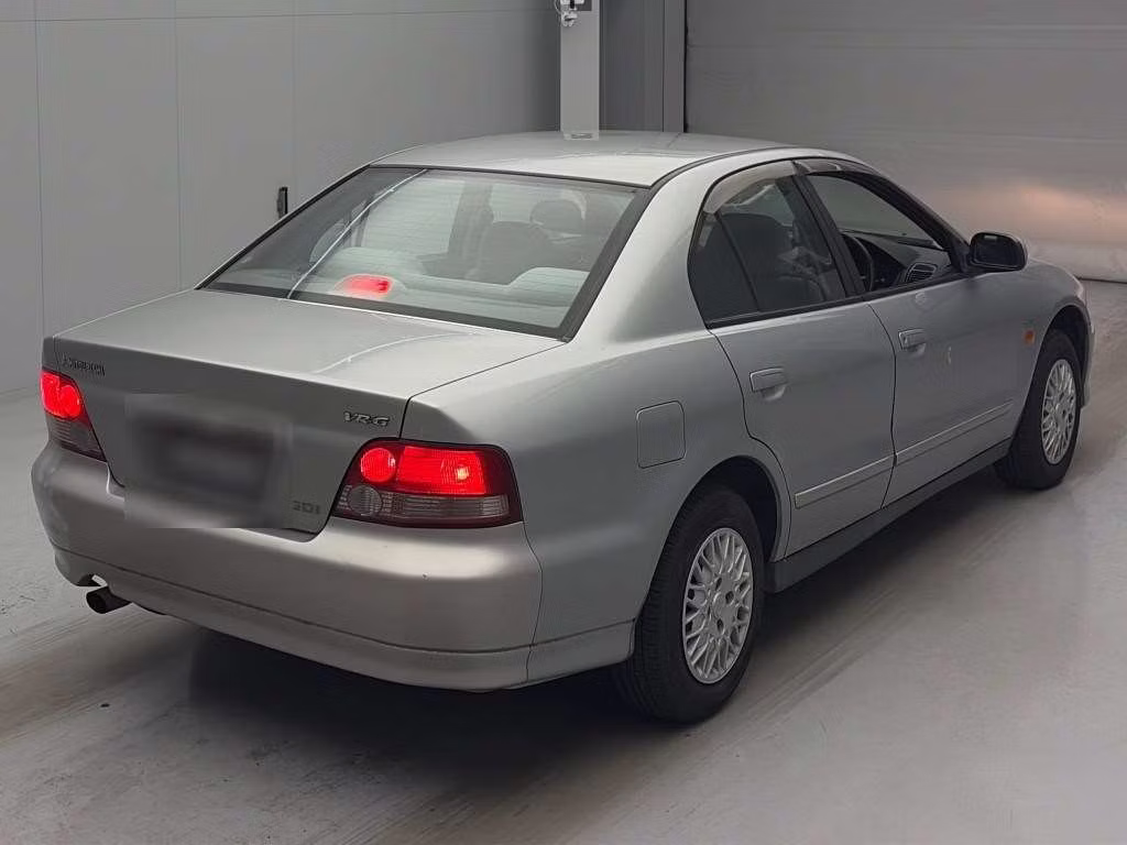 MITSUBISHI GALANT